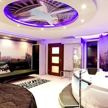 Apartment Penthouse Suites